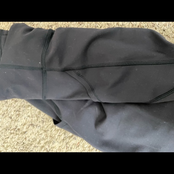 Lululemon invigorate leggings - Picture 4 of 6